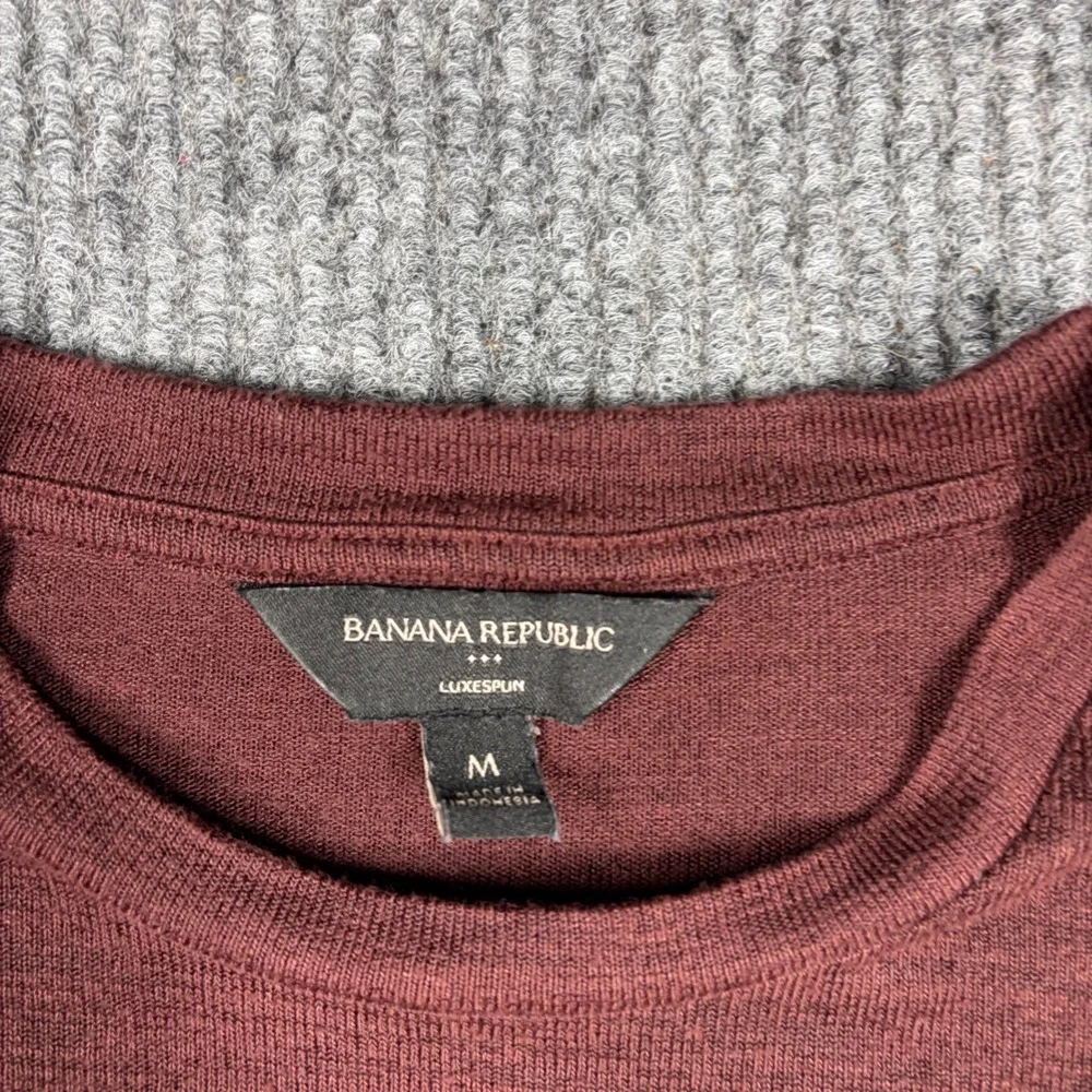 Banana Republic Shirt Men's M Luxespun Casual Long Sleeve Crew Neck Maroon Red